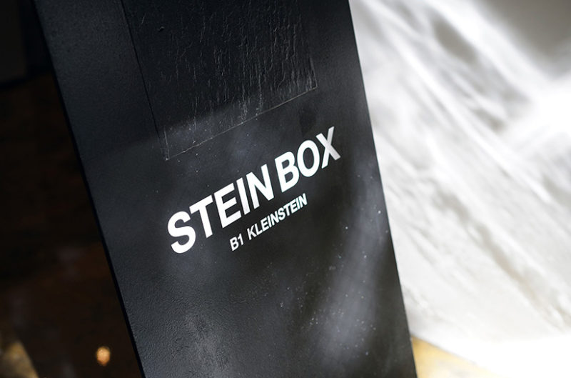 STEIN BOX B1 sign.